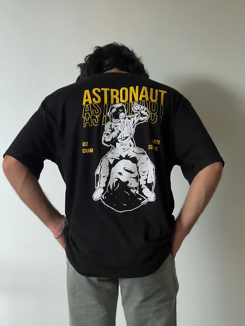 Astronaut - Oversized Tee